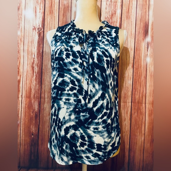 Women’s Medium Tank Top Bobeau Blue Tie Dye V Neck Ruffle Tie Tassel Textured - Picture 2 of 13